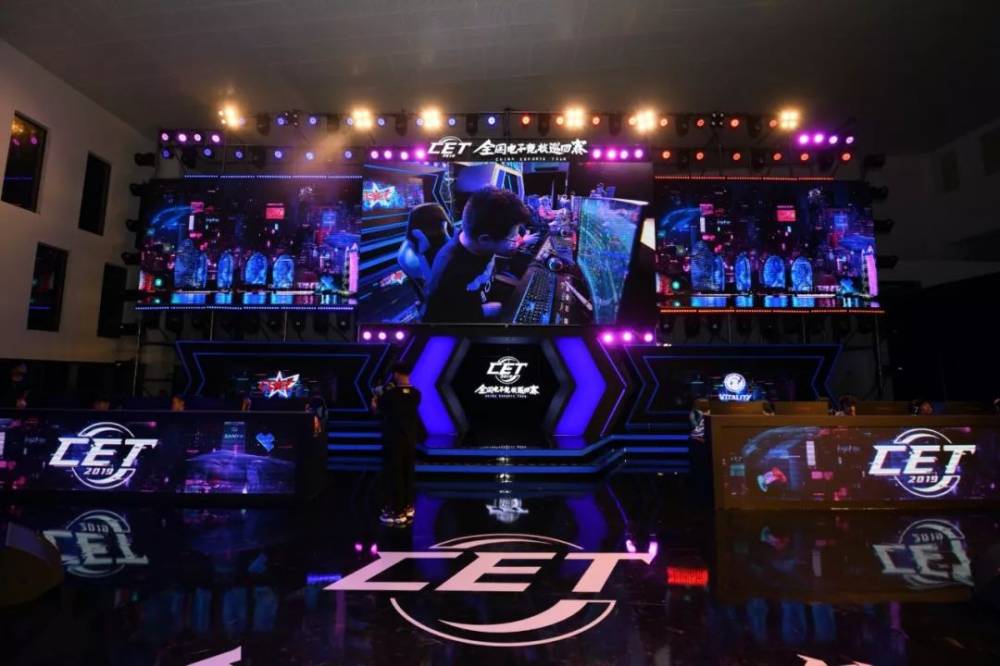 任何人都不 任何人都不