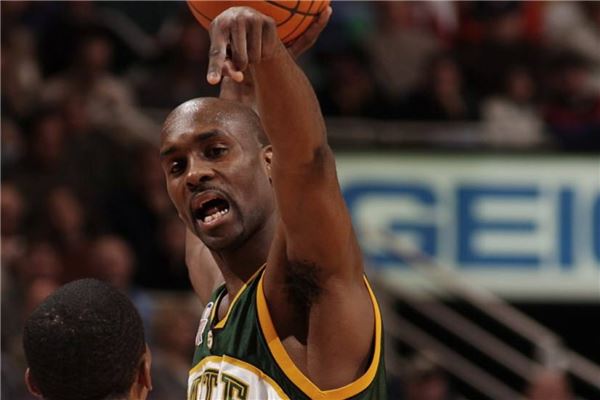 员重建球队 员重建球队