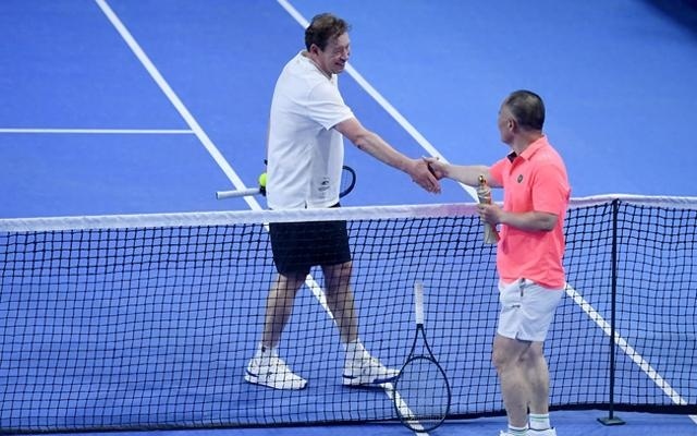 献的助攻使 献的助攻使